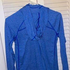 Under Armour long sleeve pullover